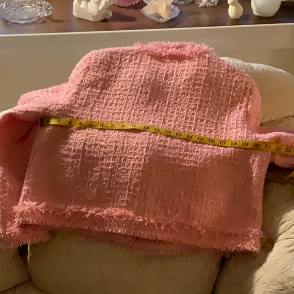Chic Pink Textured Jacket - Picture 6 of 8